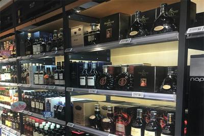 1919酒類直供經營得當的話一年少說也能掙30多萬