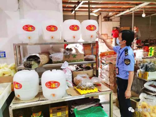 查扣各類酒超1000斤，塘廈開展酒類整治專項(xiàng)行動(dòng)保障食品安全